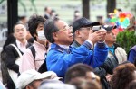 すずき円香ショーを応援する内城会長